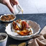 grilled peaches with yoghurt and granola