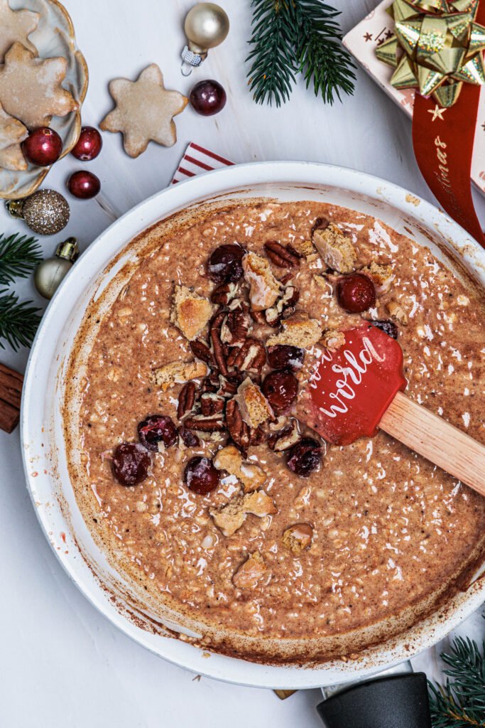 christmas porridge in the pan