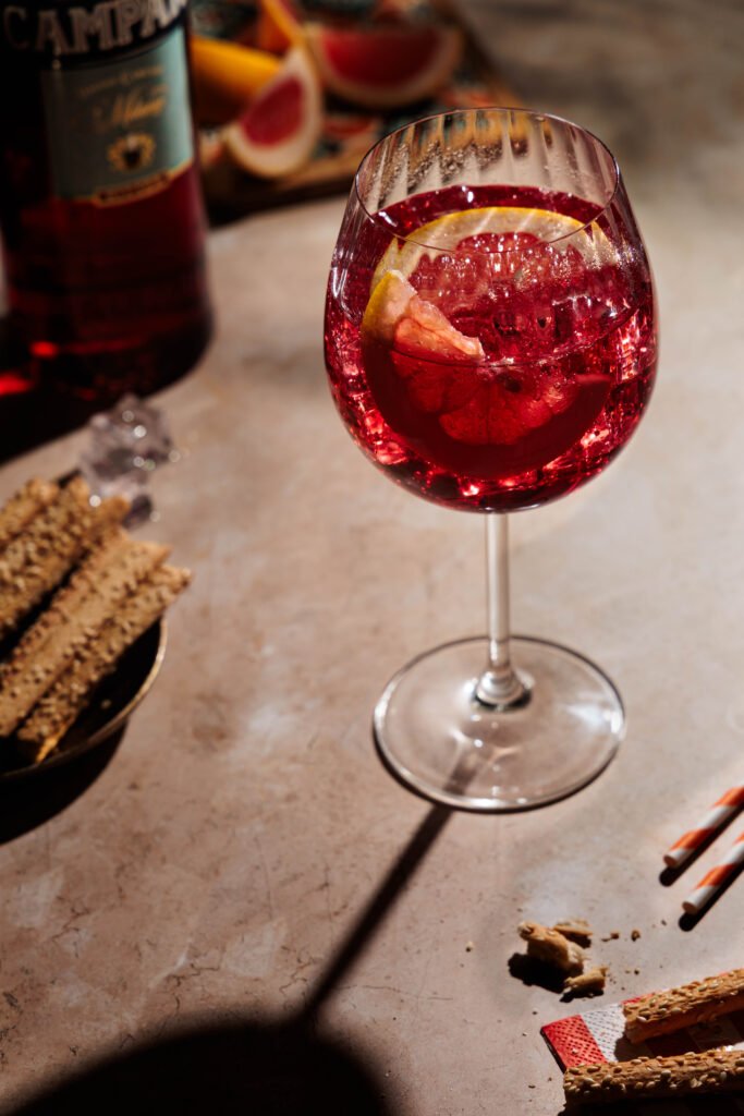 aperitivo drink campari tonic