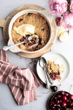 čerešňové crumble